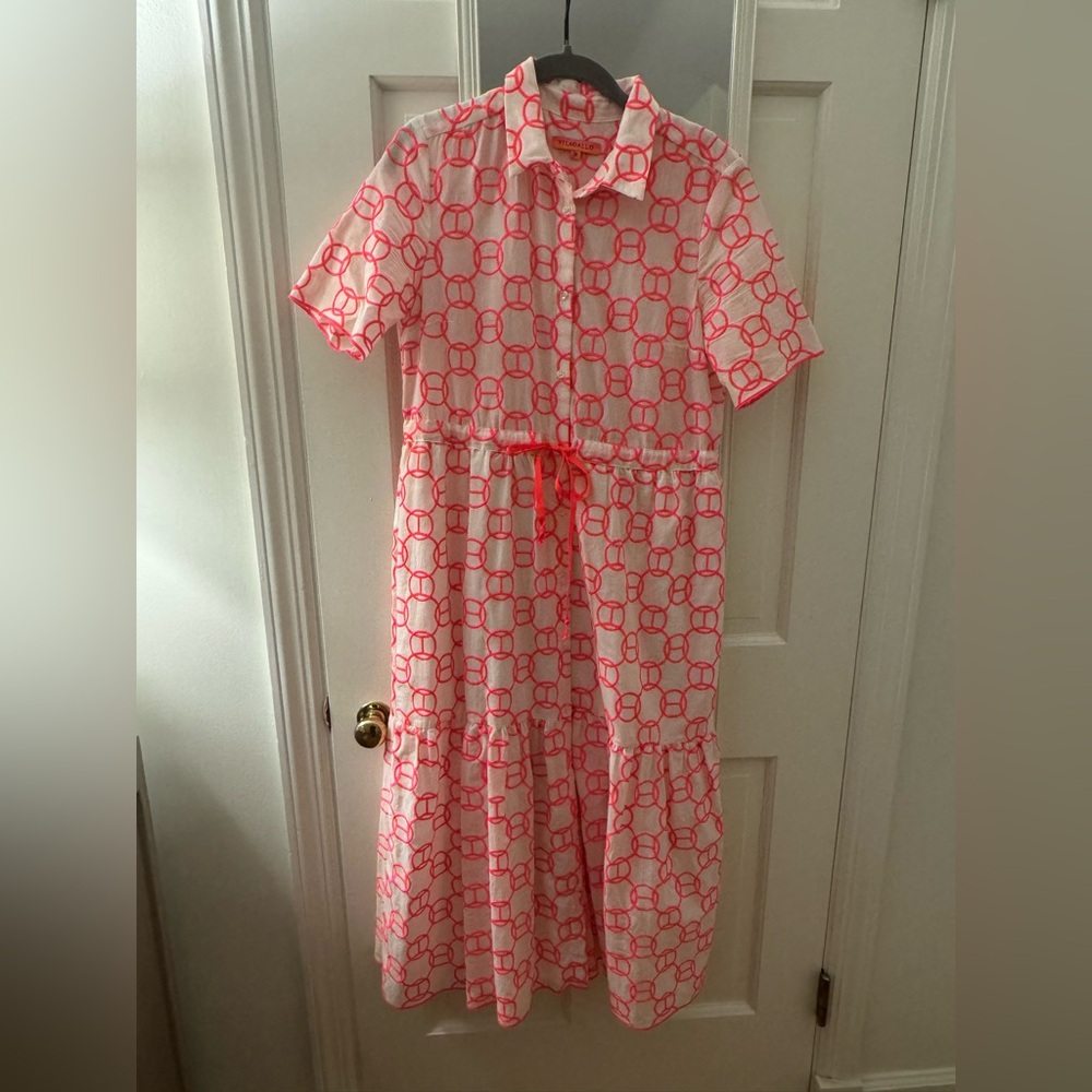 Vilagallo women’s maxi dress with Pink Geometric Design